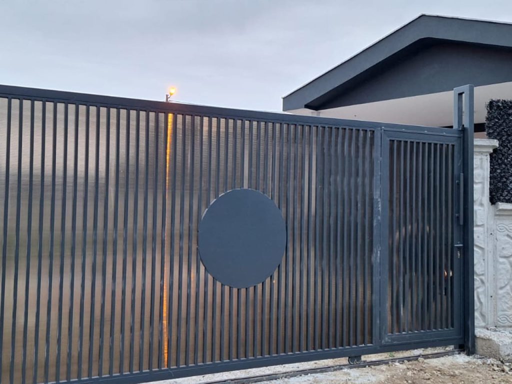 Panjur Çit - İletişim