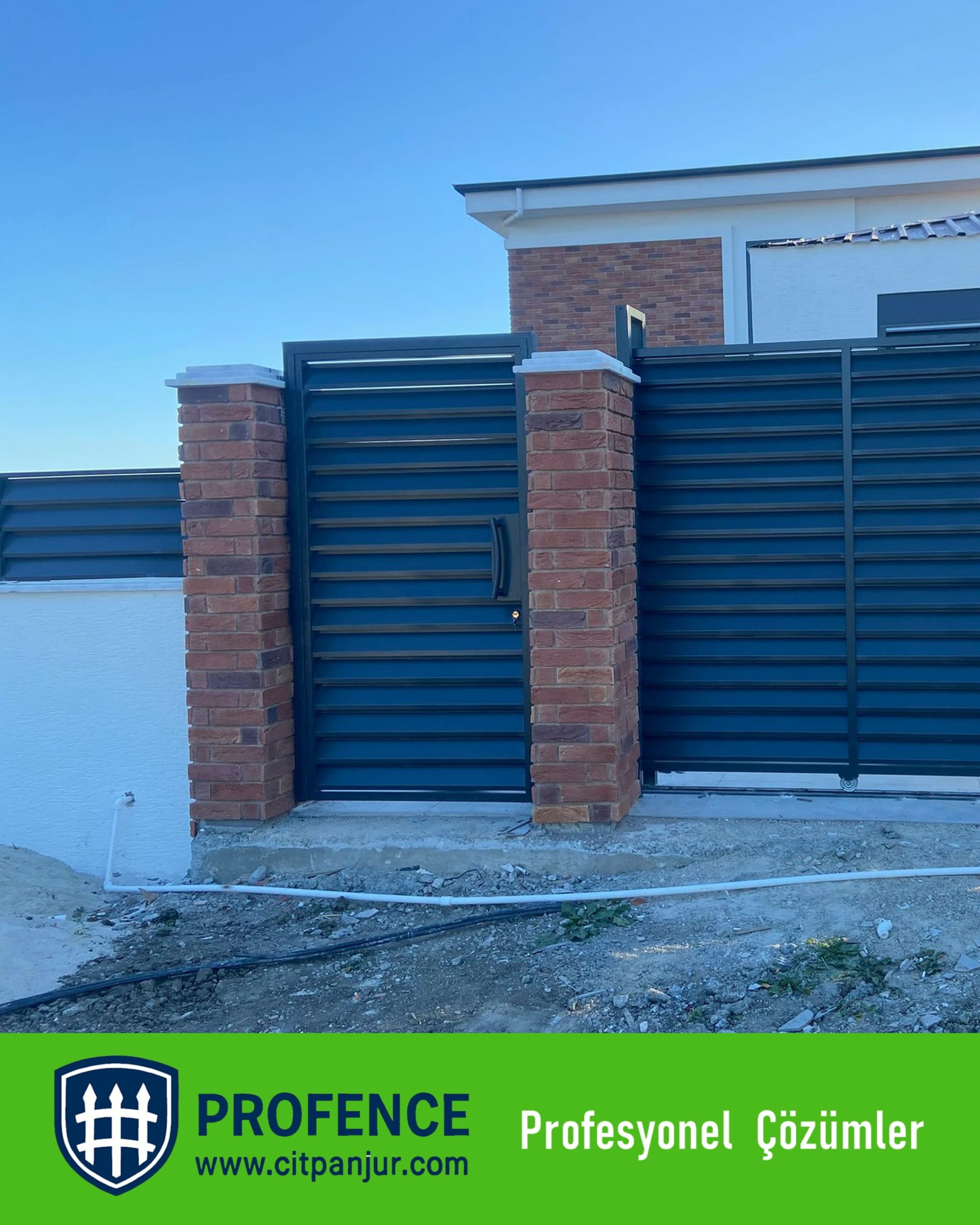 Bahçe Giriş Kapısı