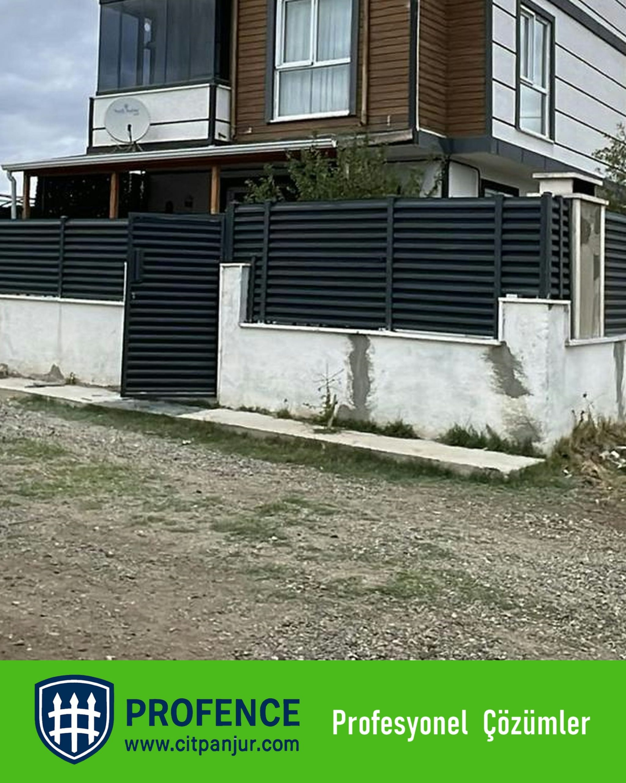 Bahçe Giriş Kapısı